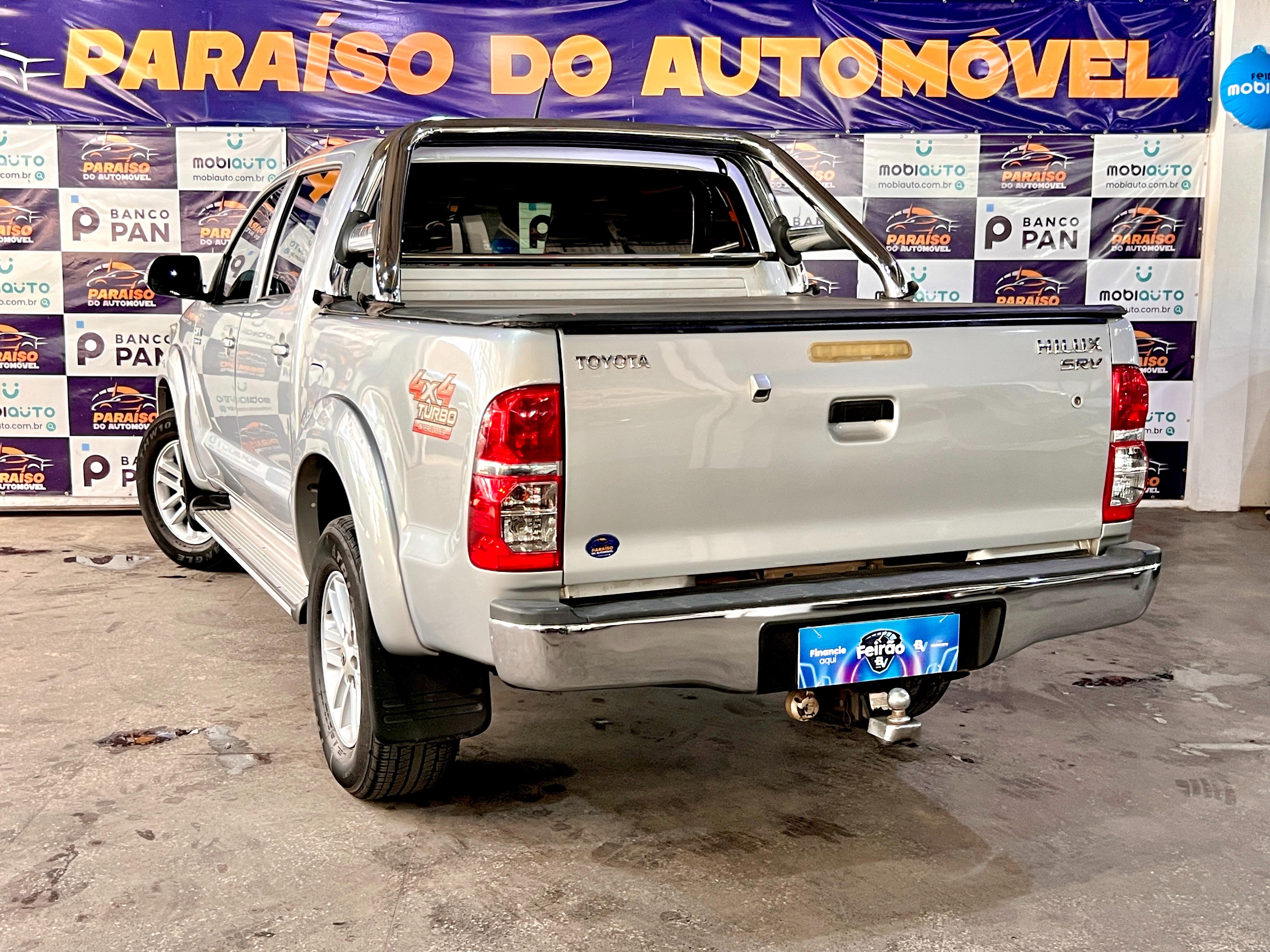 TOYOTA HILUX SW4