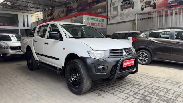 MITSUBISHI L200 TRITON