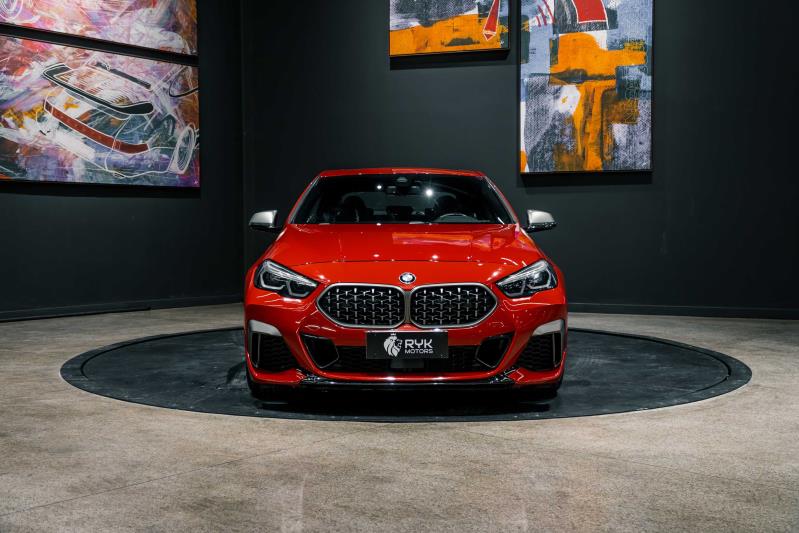 BMW M 235i