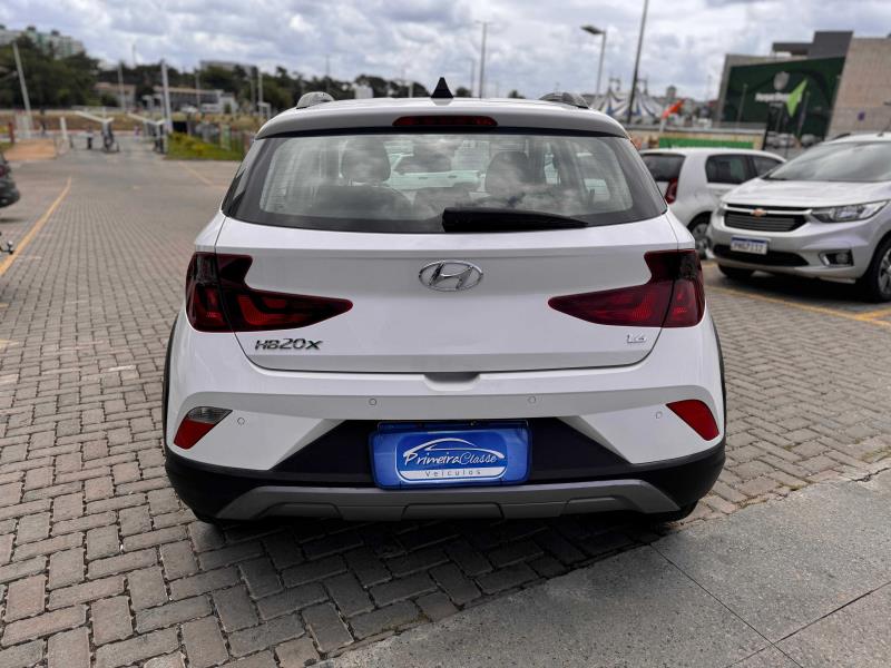 HYUNDAI HB20X