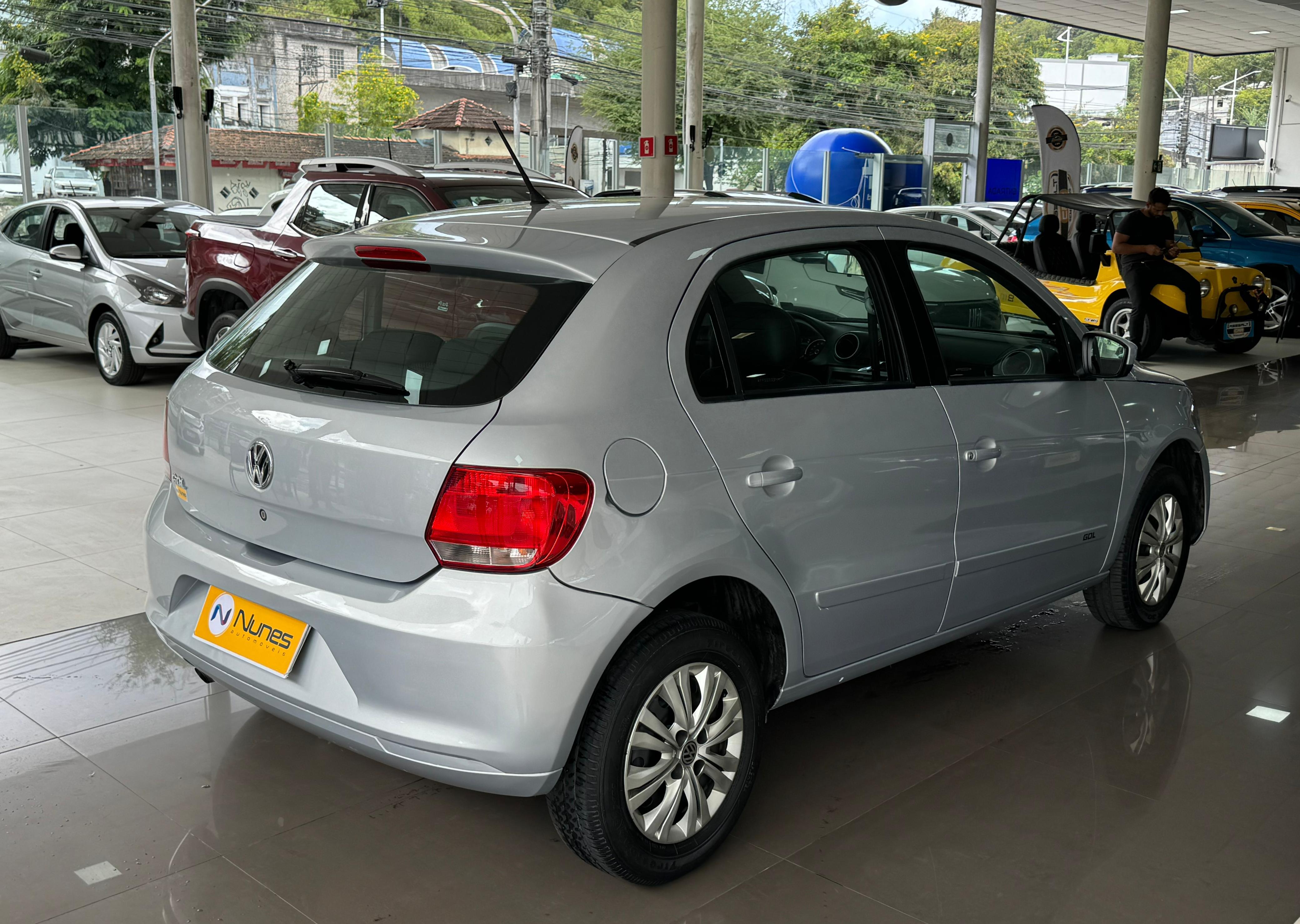 VOLKSWAGEN GOL