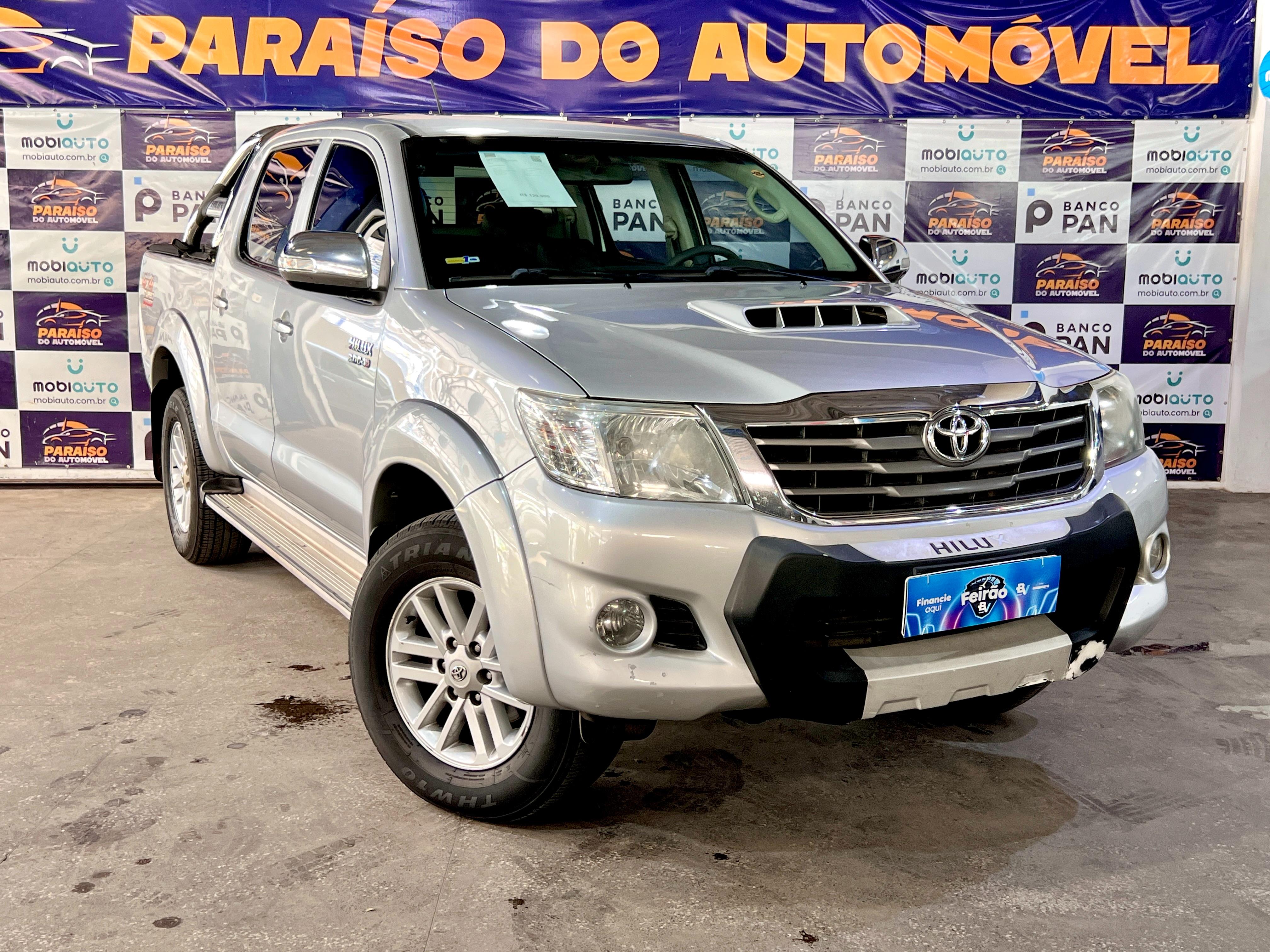 TOYOTA HILUX SW4