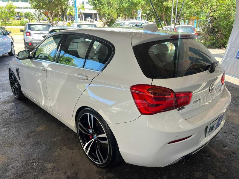 BMW 120i