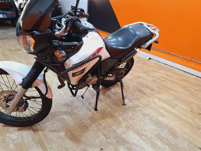 XTZ 250 TÉNÉRÉ