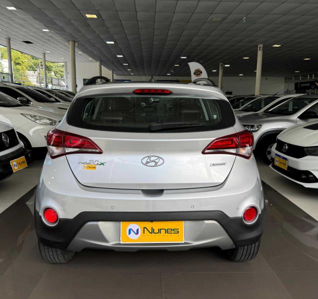 HYUNDAI HB20X