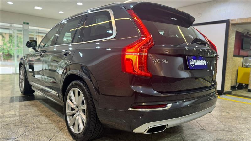 XC90