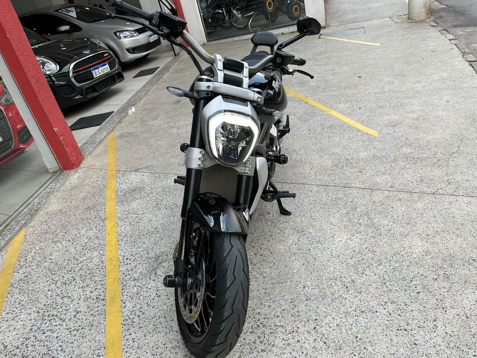 XDIAVEL S