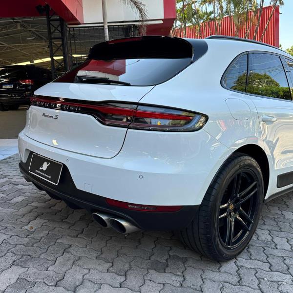 MACAN