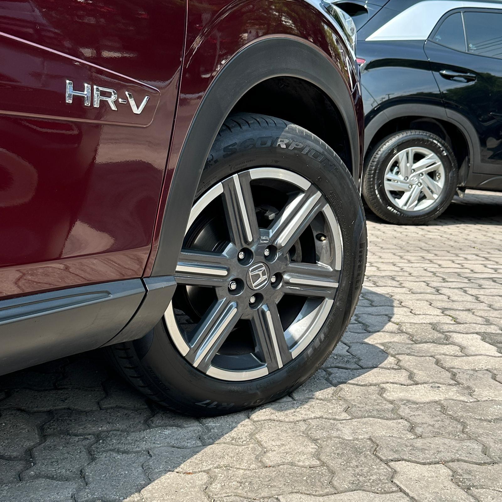 HR-V