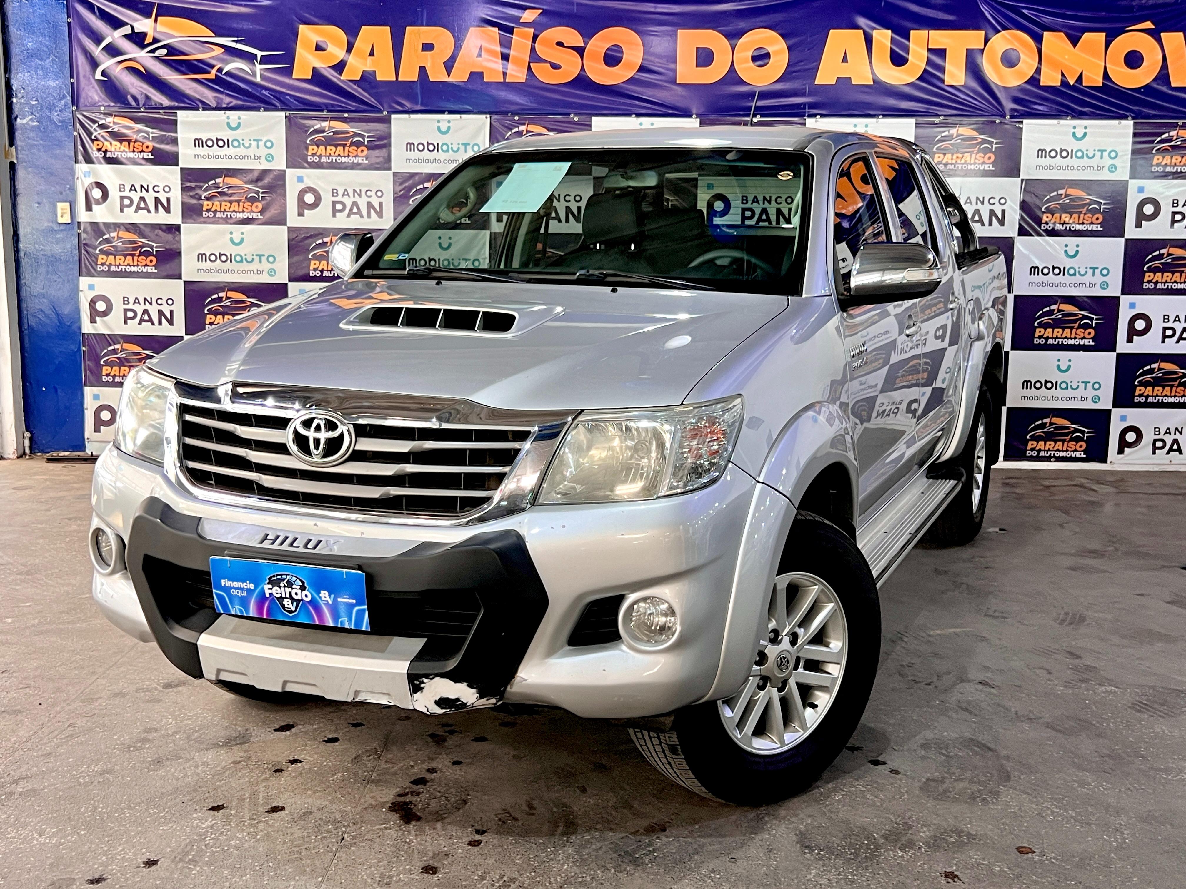 TOYOTA HILUX SW4