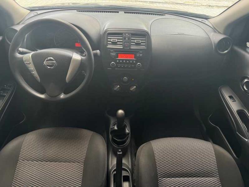 NISSAN VERSA