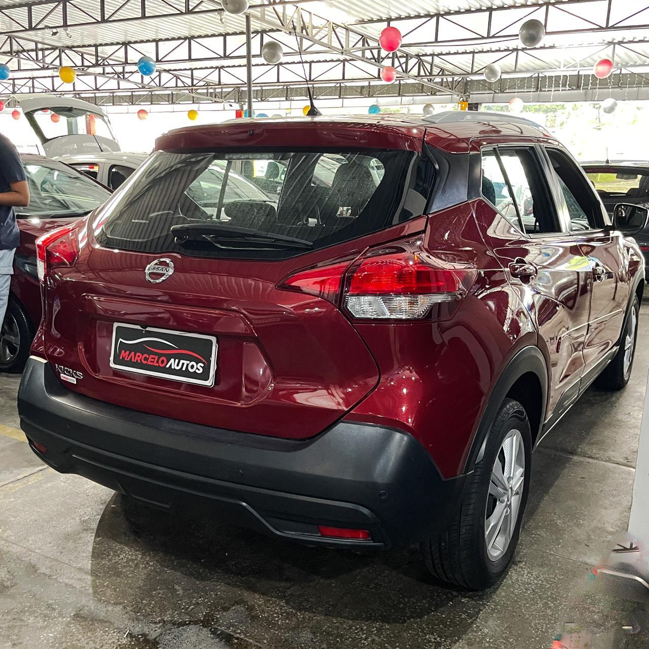 NISSAN KICKS